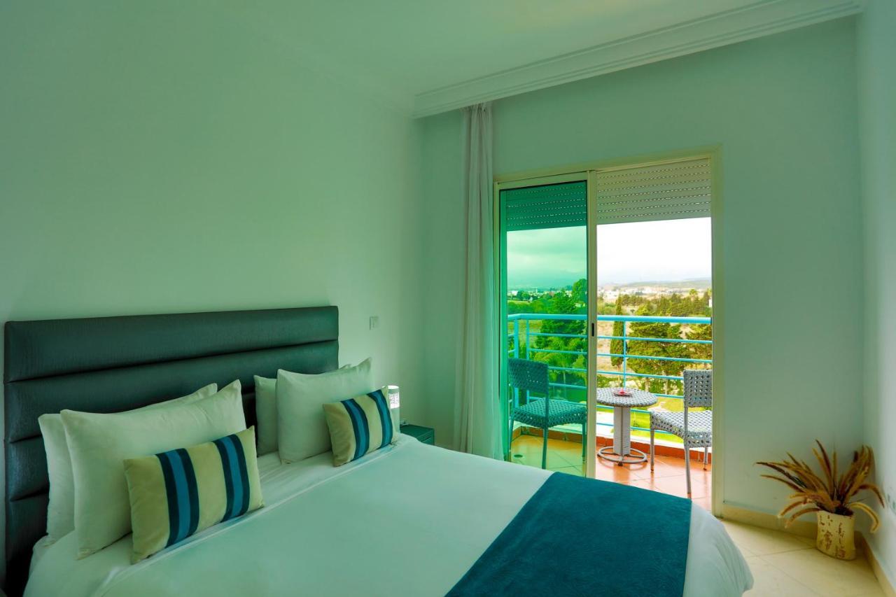 Residence Hoteliere Riviera Beach Кабо-Негро Экстерьер фото