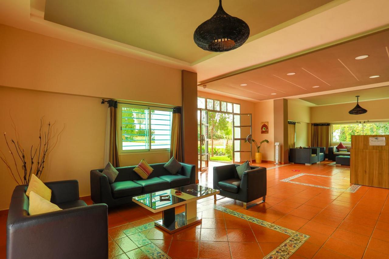 Residence Hoteliere Riviera Beach Кабо-Негро Экстерьер фото
