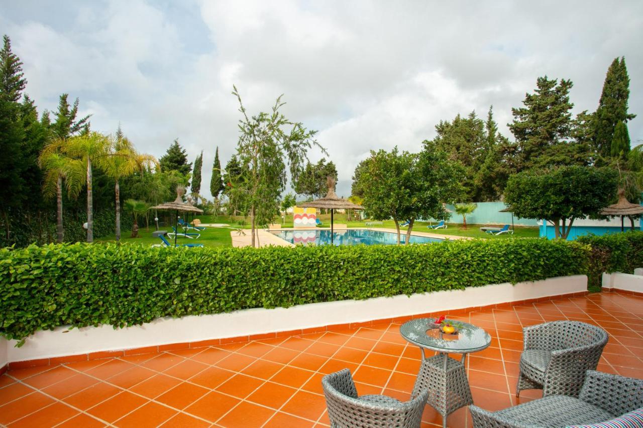 Residence Hoteliere Riviera Beach Кабо-Негро Экстерьер фото