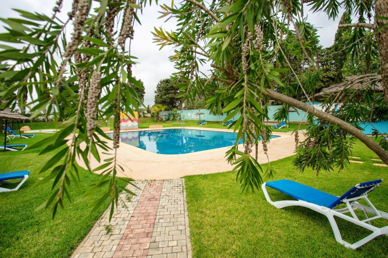 Residence Hoteliere Riviera Beach Кабо-Негро Экстерьер фото