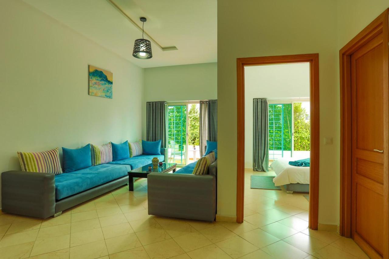 Residence Hoteliere Riviera Beach Кабо-Негро Экстерьер фото
