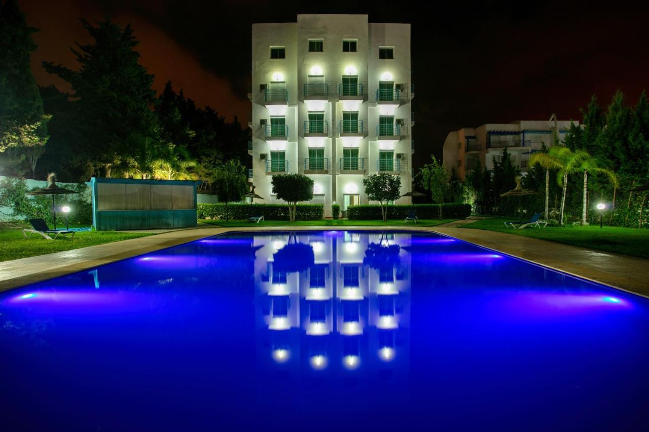 Residence Hoteliere Riviera Beach Кабо-Негро Экстерьер фото